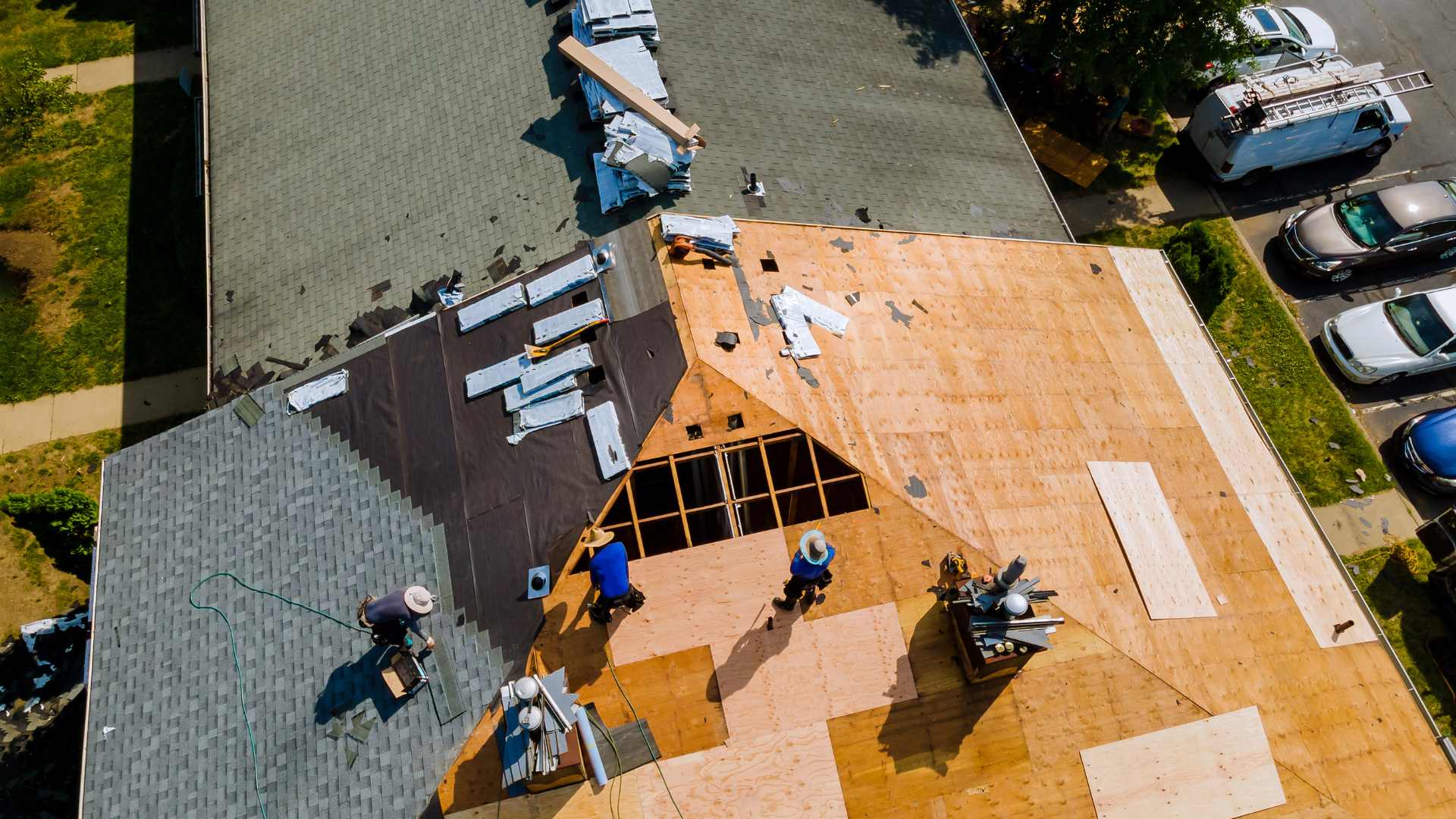 Roofing repair in St. Louis Park, MN